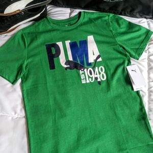 🆕 PUMA Men's Green Tee with Navy Logo